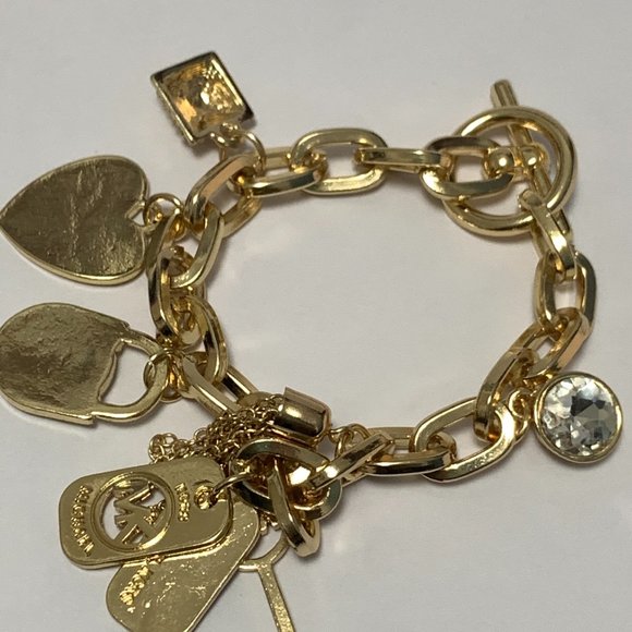 MICHAEL KORS Stainless Steel Keychain and Heart Charm Chain Link Bracelet - Picture 6 of 9